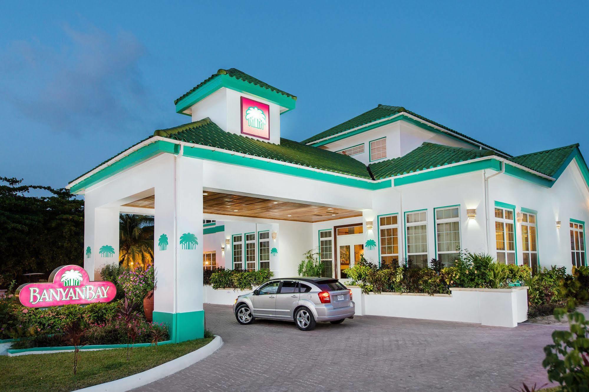 Banyan Bay Suites San Pedro  Exteriér fotografie